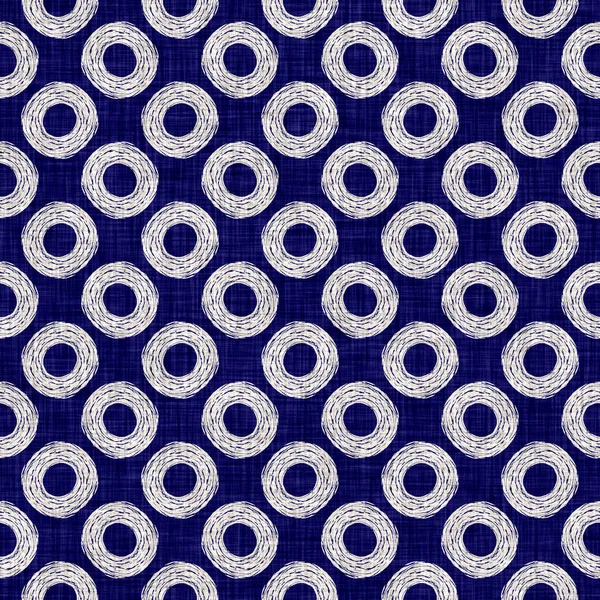 Kusursuz çivit çember dokusu. Mavi örülmüş boro pamuk boyalı efekt arka planı. Japonya Batik direncini tekrarlıyor. Her yerde Asya yıldızları var.