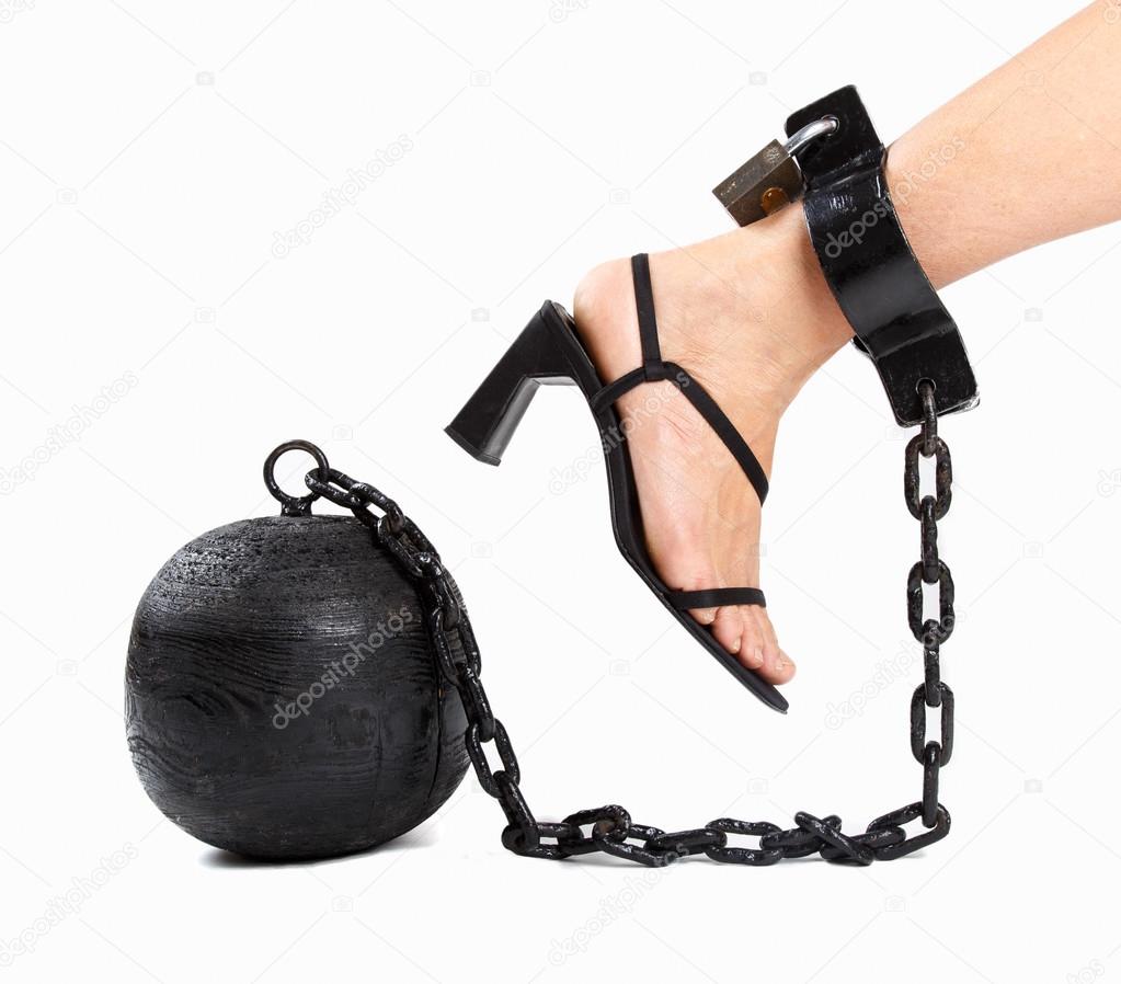 Foot with prison ball