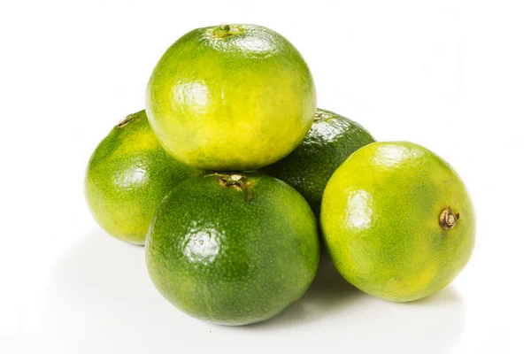 Green mandarin — Stock Photo, Image