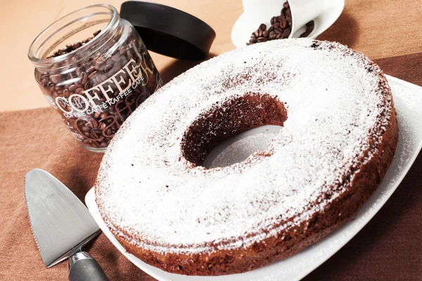 Donut gevormde cake — Stockfoto