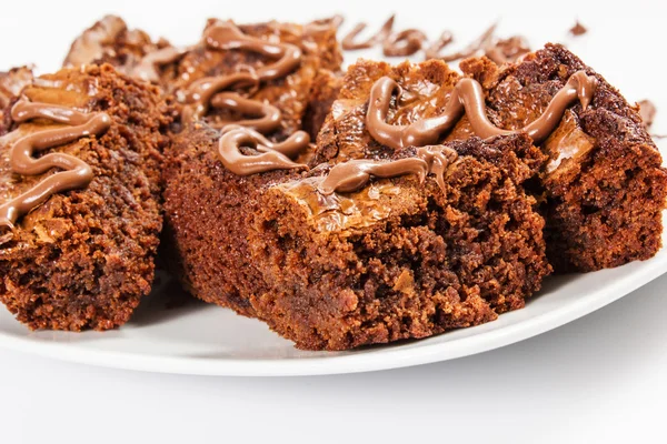 Csokoládé brownies fehér tányérra — Stock Fotó