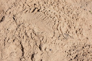 İnşaat kum dokusu, dışarıda, kum yığını.