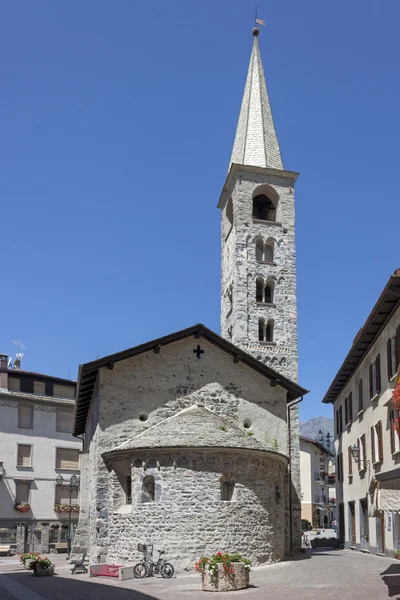 Kościół San Vitale, w mieście Bormio — Zdjęcie stockowe