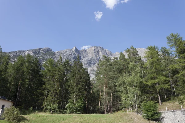 Paisagem montanhosa, Bormio — Fotografia de Stock