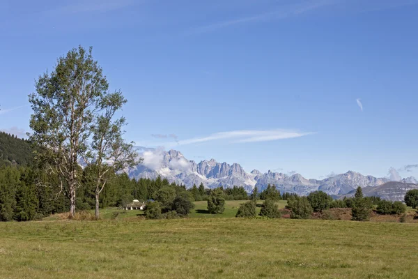 Dolomieten van Brenta, monte Bondone — Stockfoto