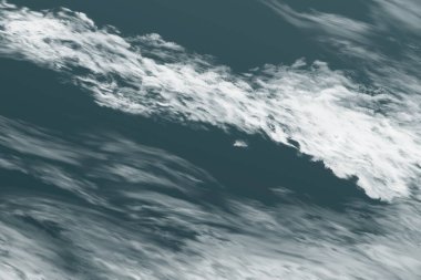 Keskin Bulut hızlı hareket ediyor