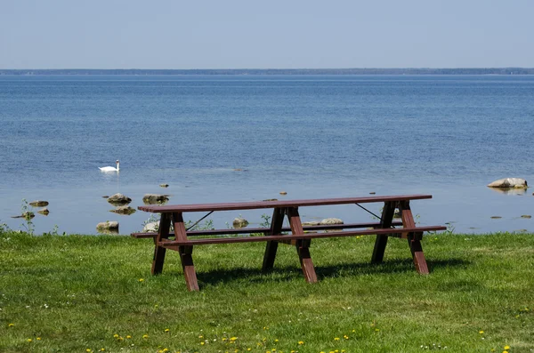 Muebles frente al mar en primavera —  Fotos de Stock