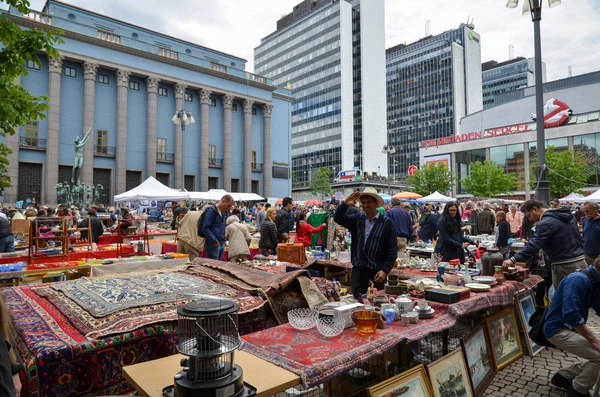 Açık havada bit pazarı Stokholm, İsveç