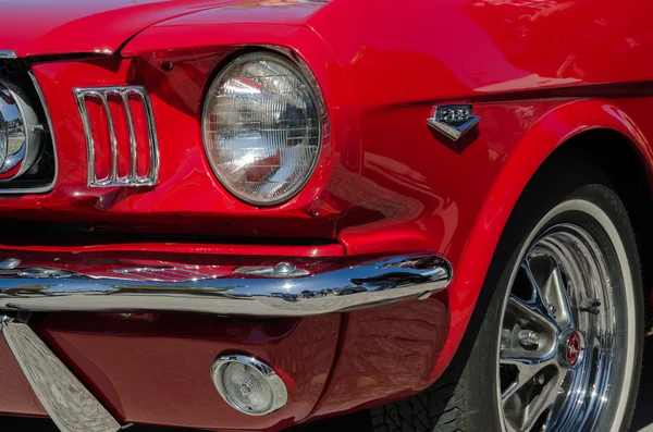 Ford Mustang oldtimer araba