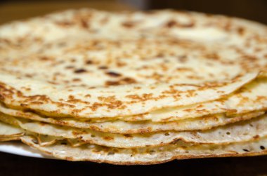 Yeni yapılan krep yığını