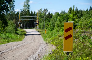 Warning for ralroad level crossing