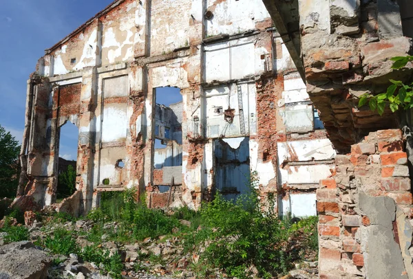 Fabriek ruïnes — Stockfoto