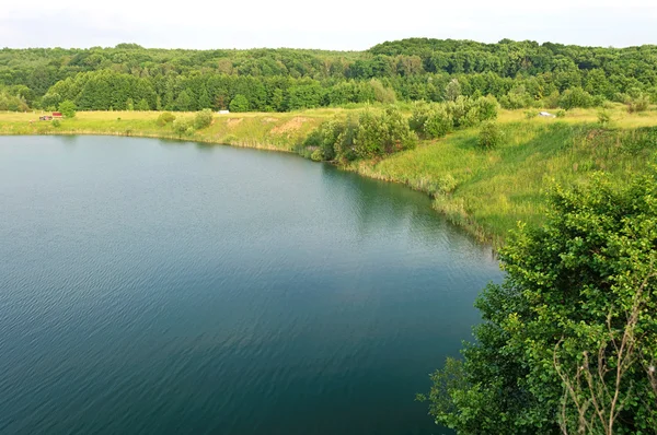 Gölü nün muhteşem manzarası 