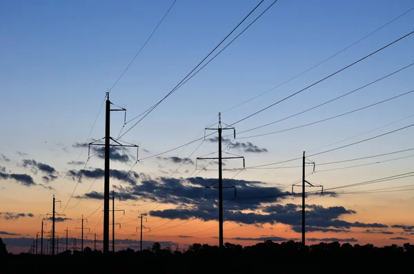 Líneas eléctricas — Foto de Stock