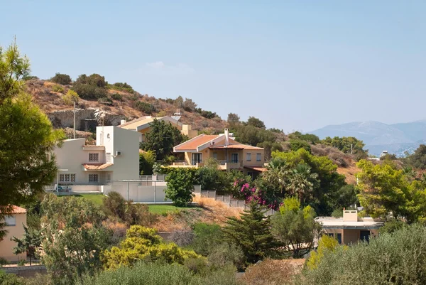 House on the mountainside. — Stock Photo, Image