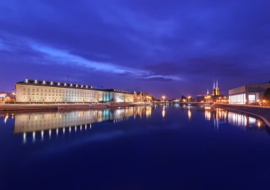 Akşam görünümü Wroclaw eski şehir ve Bölge Müdürlüğü,
