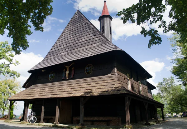 Chiesa di San Rocco in legno nel villaggio Grodzisko — Foto Stock