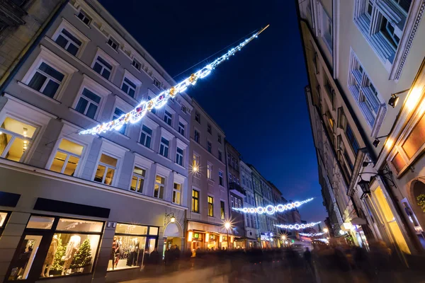 Florianska street in the centre of Krakow, decorated by the chri — Stock Photo, Image