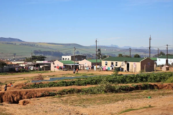 Güney Afrika 'da Cape Town yakınlarında küçük evleri olan yerleşim yeri 