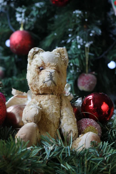 Vintage teddy at christmas — Stock Photo, Image