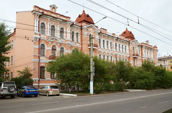 Chita, RU - 20 luglio 2014: Palazzo Shumovsky - ufficio del dipartimento regionale FSS nella città di Chita. Russia — Foto Stock