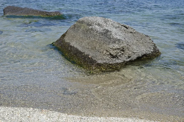 Costa rochosa do Lago Baikal — Fotografia de Stock