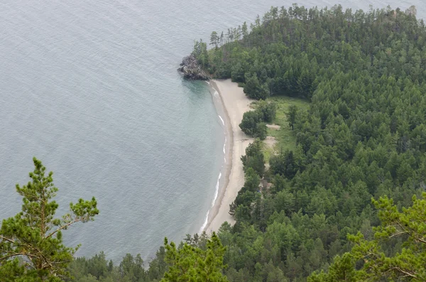 Sukhaya (suché) Bay, pohled shora. jezero Bajkal — Stock fotografie