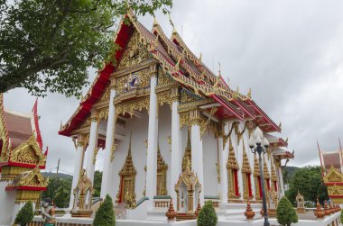 Tapınak karmaşık Chalong (Royal). Phuket, Tayland