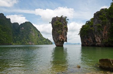 James Bond Adası - Ko Tapu, çevre Khao Phing Kan. Phang Nga Körfezi, Andaman Denizi, Tayland