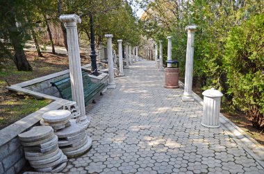 Mount Mtatsminda Tiflis bulunan Parkı sokakta