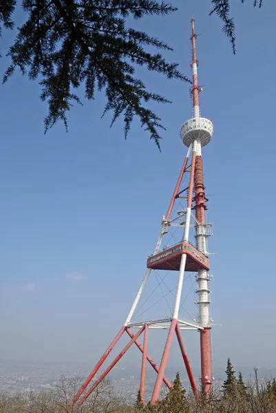 Tbilisi TV tower on Mount Mtatsminda — Stock Photo, Image