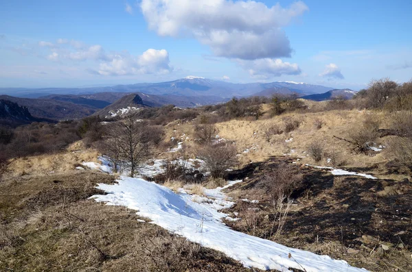 The pass of Gombori ridge in winter.  View from Telavi road. Georgia — Stock Photo, Image