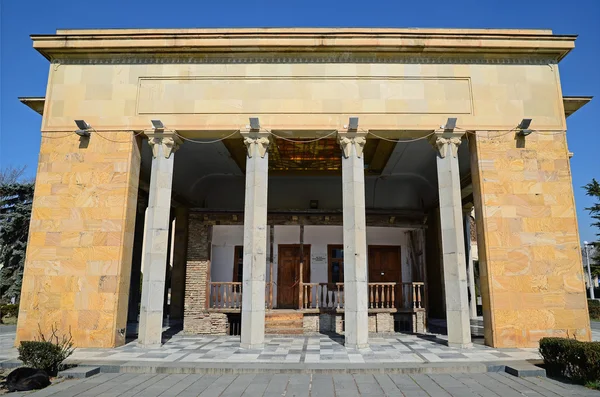 Gori, Georgia - 4 maart 2015: Huis-museum van Jozef Stalin in zijn geboortestad Gori, Georgia — Stockfoto