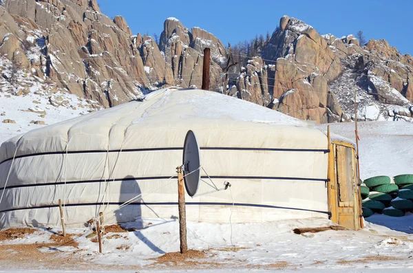 W Tereldż nomadyczne jurcie. Mongolia — Zdjęcie stockowe