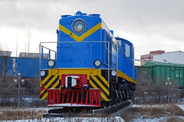 Ulaanbaatar, Moğolistan-Aralık, 02 2015: birSovyet Dizel lokomotif, Tem-1. Ulaanbaatar demiryolu donanımları Müzesi. Moğolistan