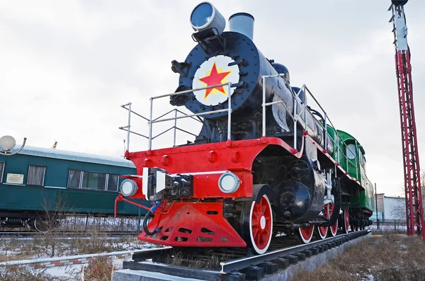 Ulán Bator, Mongolia-Dic, 02 2015: Locomotora de vapor serie Su-116. Museo del equipo ferroviario en Ulan Bator. Mongolia —  Fotos de Stock