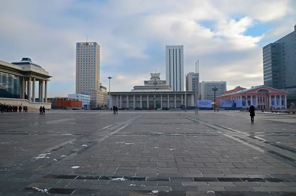 Ulánbátar, Mongolsko - Dec, 03 2015: Sukhbaatar náměstí v Ulánbátaru — Stock fotografie