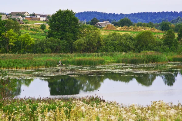 Göl su huzur içinde