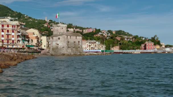 Rapallo Itálie hradu pomník turistický cíl na italské Středozemního moře — Stock video