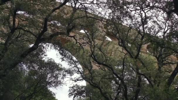 Pont du gard antikes römisches Aquädukt in Südfrankreich — Stockvideo