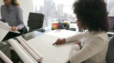 4 kadın Mimarlar Blueprint konut projesi Office gözden geçirme