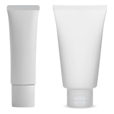 Beyaz kremalı yan model. Diş macunu paketi boş. Yüz bakımı jeli ya da losyon, gerçekçi tasvir. Kapaklı sos tüpü, etiketsiz. Temizlik kutusu beyazda izole edilmiş, maket yap.