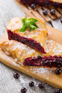 Strudel blackberry yakın çekim ile