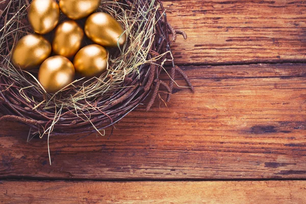 Easter gold eggs — Stock Photo, Image