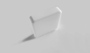 Beyaz arkaplan, şablon veya kaynak üzerindeki beyaz kare akrilik örneği