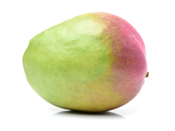 Mango som närbild på vit — Stockfoto