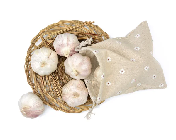 Fresh garlic isolated on white background — Stock Photo, Image