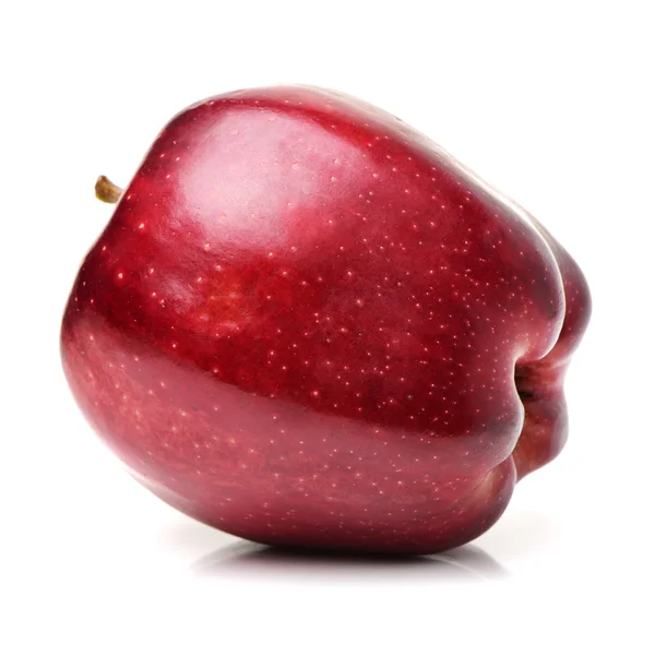 Röda äpplen isolerade på vitt — Stockfoto