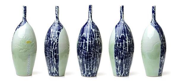 Vas Porselen Cina Pada Putih — Stok Foto
