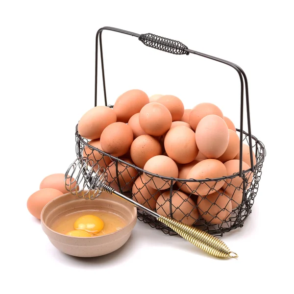 Ägg på vit bakgrund — Stockfoto